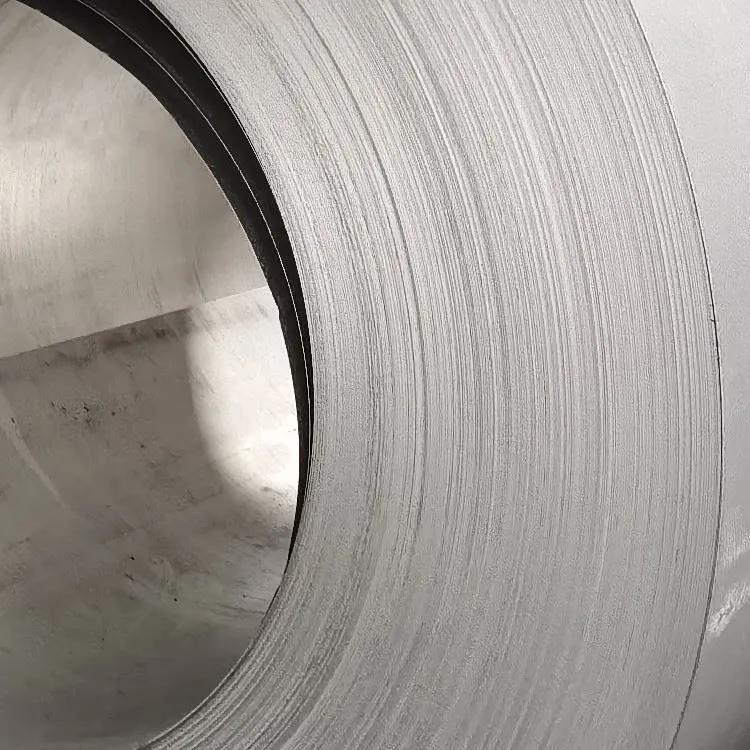 جستی اسٹیل زنک لیپت اسٹیل کنڈلی کو باقاعدگی سے پھیلانے میں