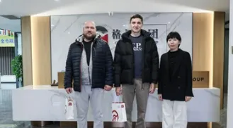 روسی کلائنٹ GNEE اسٹیل کا دورہ کرتے ہیں